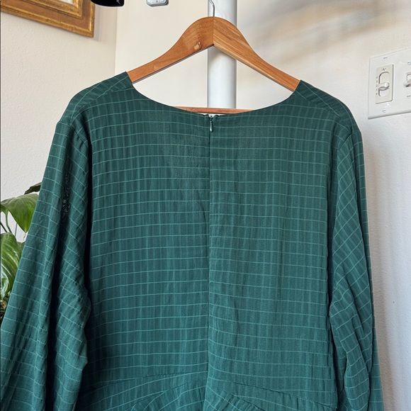 Arula Plus Chiffon Faux Wrap Mini Dress Sz 2X Green Ruffle Balloon Long Sleeve - Picture 9 of 10